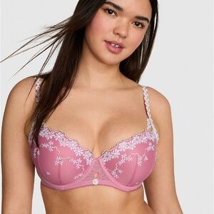 🎀VS Pink Wink daisies push up balconette bra sz 40DD NWT